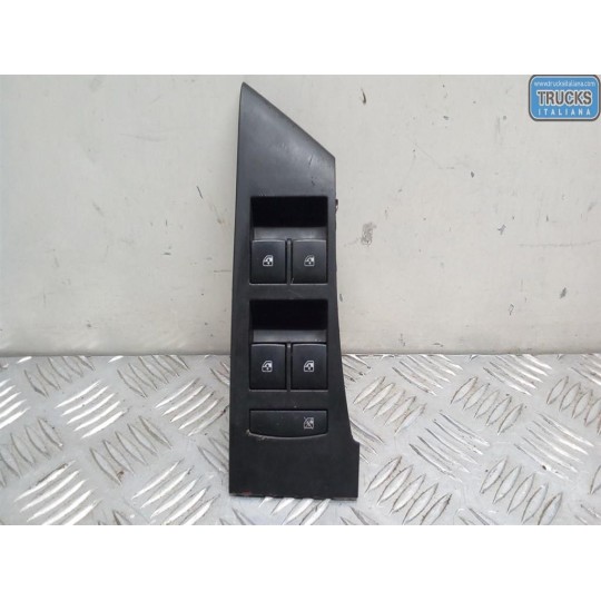 INTERRUTTORI E PULSANTI ALZAVETRI OPEL Astra J 2009>2012 usato