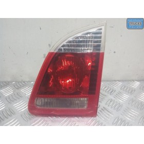 RIGHT REAR LIGHT ON BACK...