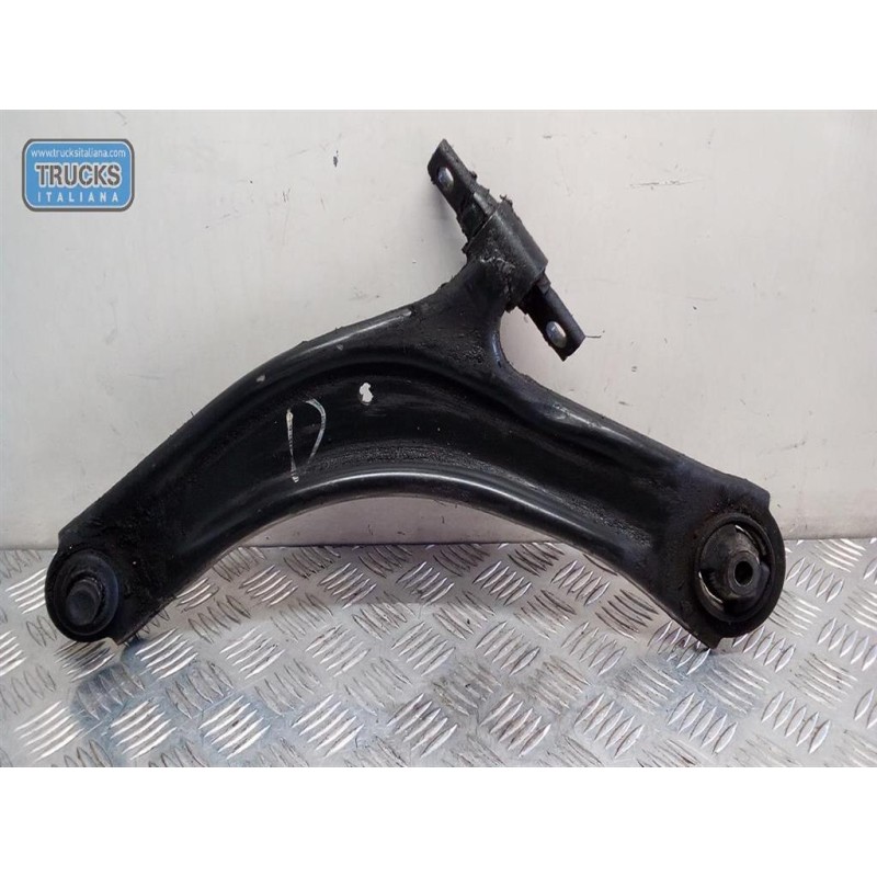 NISSAN CONTROL ARM FRONT LOWER LEFT  NISSAN Qashqai+2 2008>2010 used