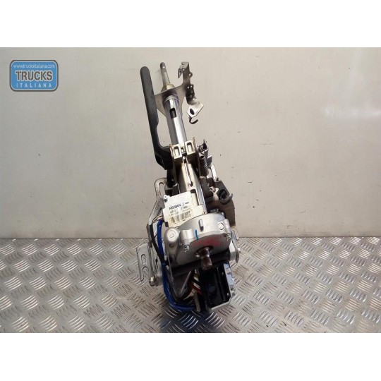 PIANTONE STERZO NISSAN Qashqai+2 2008>2010 usato