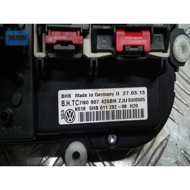 VOLKSWAGEN van CENTRALINA CLIMATIZZATORE VOLKSWAGEN van Caddy 2010>2015 usato