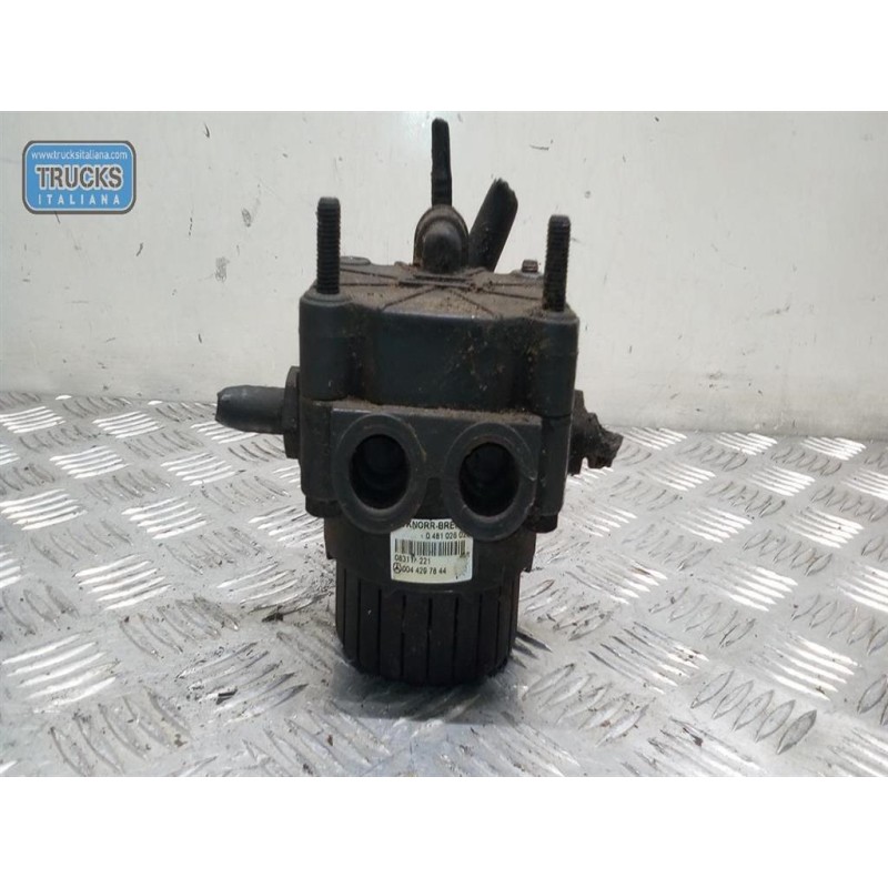 MERCEDES-BENZ truck VARIE FRENI 1 MERCEDES-BENZ truck Axor usato