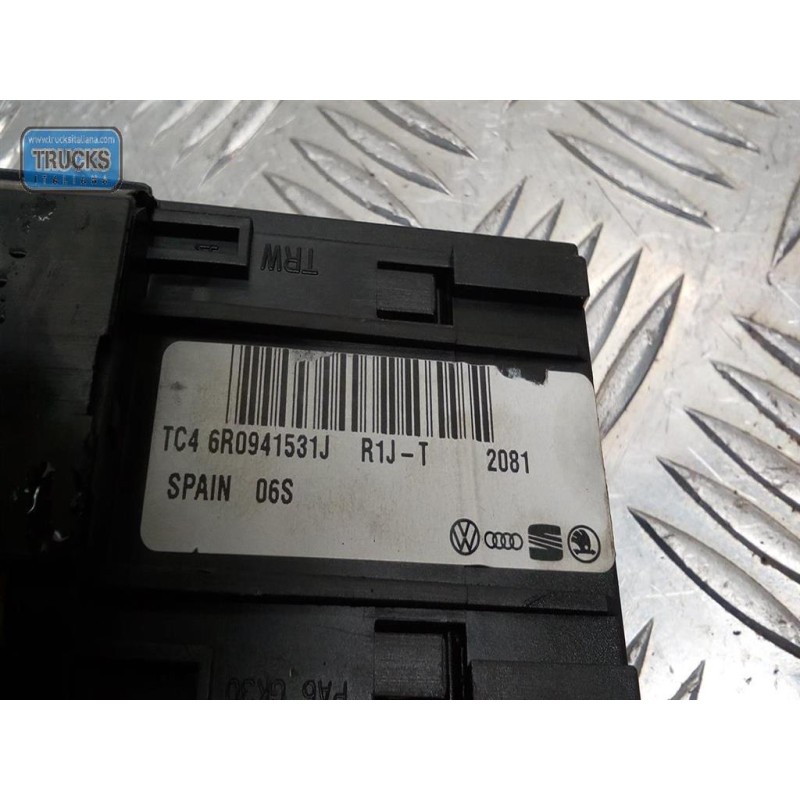 VOLKSWAGEN BLOCK LOGHTS  VOLKSWAGEN Polo 2009>2014 used