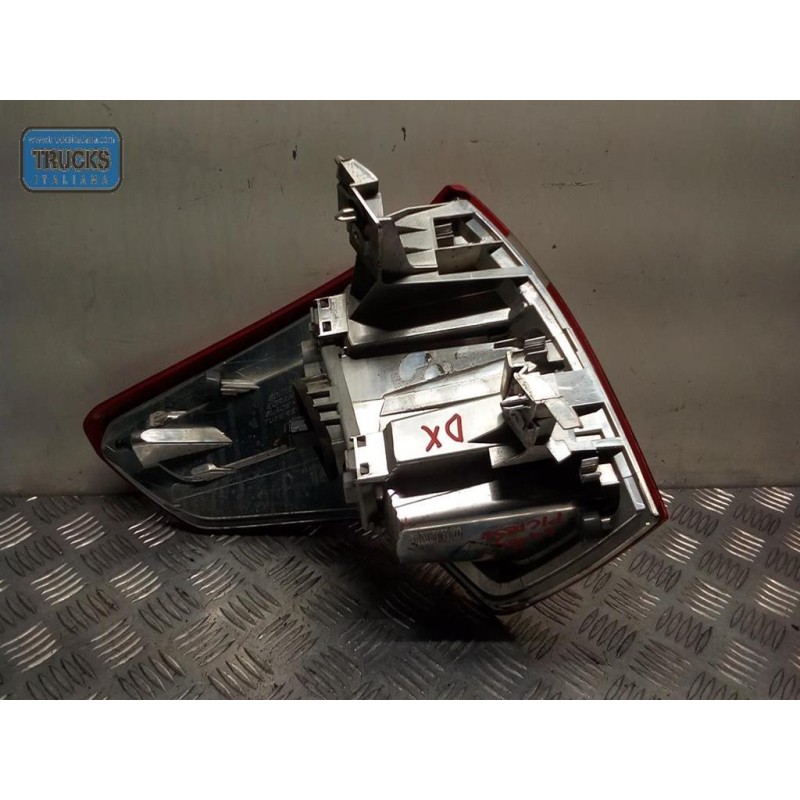 CITROEN FARO POSTERIORE ESTERNO DESTRO CITROEN C4 Picasso 2007>2010 usato