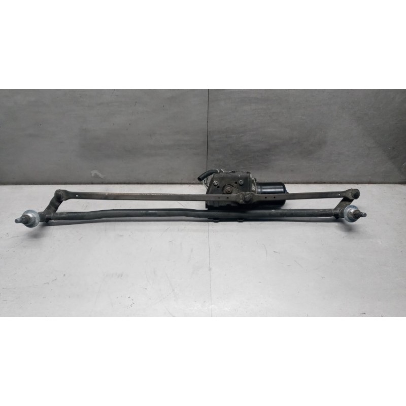 IVECO windshield wiper motor IVECO Daily 2000>2006 used