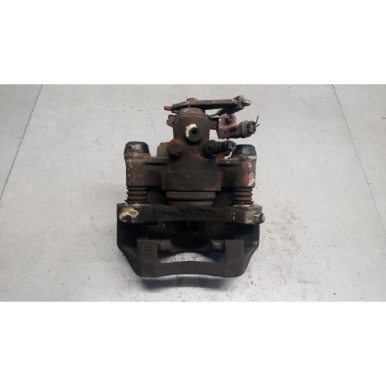 PINZA POSTERIORE DESTRA IVECO Daily 2000>2006 usato