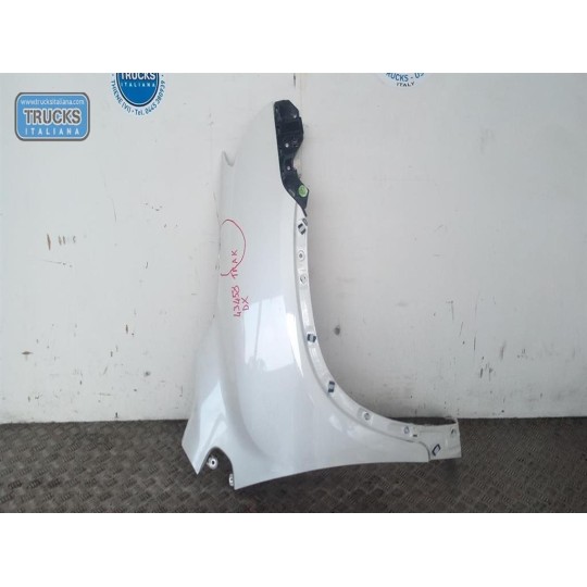 RIGHT FRONT MUDGUARD  CHEVROLET Trax  2013>2016 used