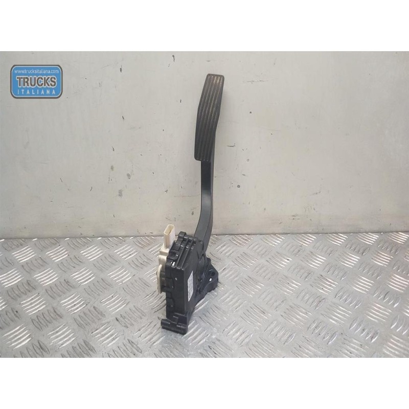 CHEVROLET ELETRONIC THROTTLE PEDAL  CHEVROLET Trax  2013>2016 used