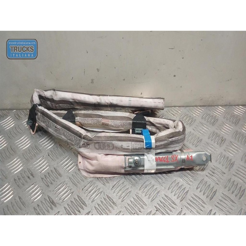 AUDI AIR BAG TETTO SINISTRO AUDI A1 2010> usato