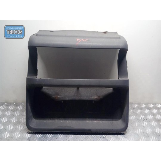 RIGHT HEADLIGHT SEAT SCANIA Serie R 2005> used