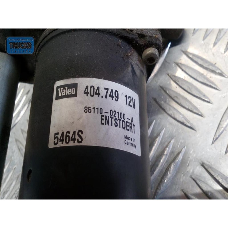 TOYOTA windshield wiper motor TOYOTA Corolla 2005>2007 used