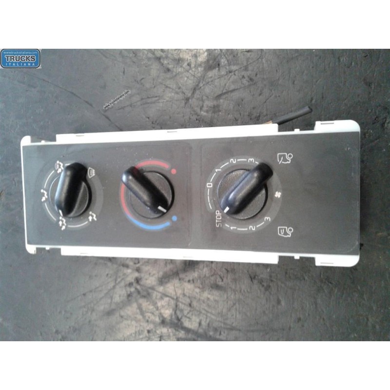 RENAULT truck AC CONTROL UNIT RENAULT truck Midlum used