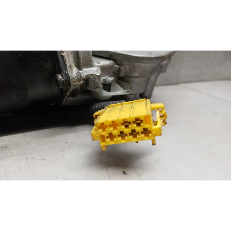 RENAULT truck windshield wiper motor RENAULT truck Midlum used