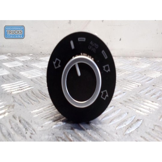 INTERRUTTORI E PULSANTI ABITACOLO VOLKSWAGEN Touareg 2002>2007 usato