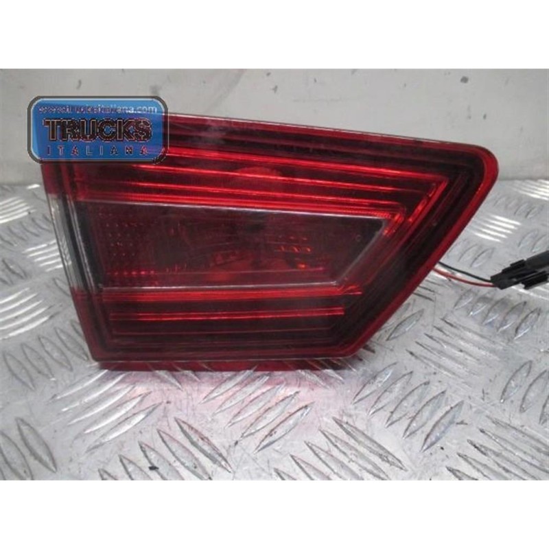 RENAULT LEFT REAR LIGHT ON BACK RENAULT Clio 2012>2016 used