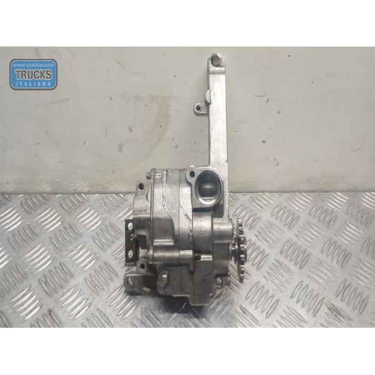 POMPA OLIO MERCEDES-BENZ van Sprinter 2006>2009 usato