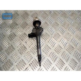 INJECTORS  MAZDA Mazda6...