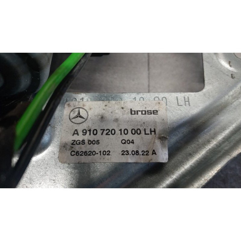 MERCEDES-BENZ van FRONT LEFT POWERED WINDOWS  MERCEDES-BENZ van Sprinter 2019> used