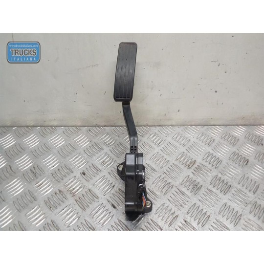 PEDALE ACCELERAZIONE ELETTRONICO SUBARU Outback 2009>2015 usato