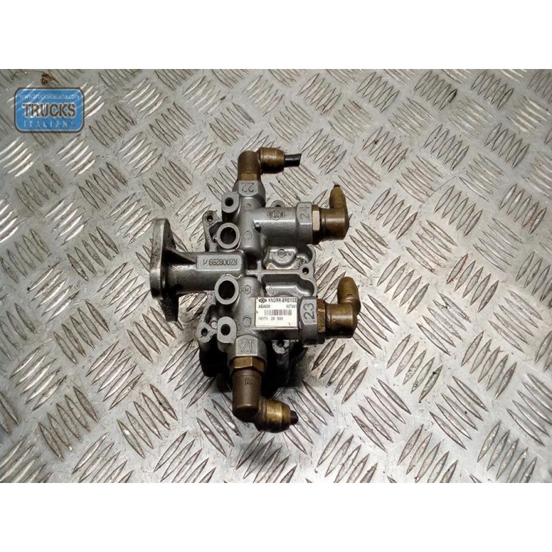 IVECO VARIOUS BRAKE 2 IVECO EUROCARGO 2000>2005  used