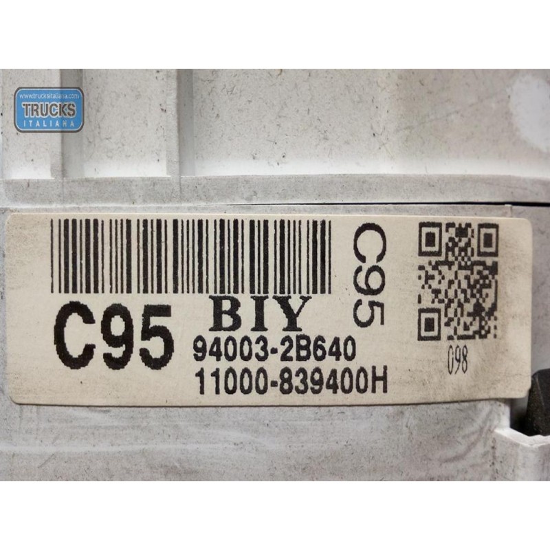 HYUNDAI QUADRO STRUMENTI HYUNDAI Santa Fe 2006>2009 usato