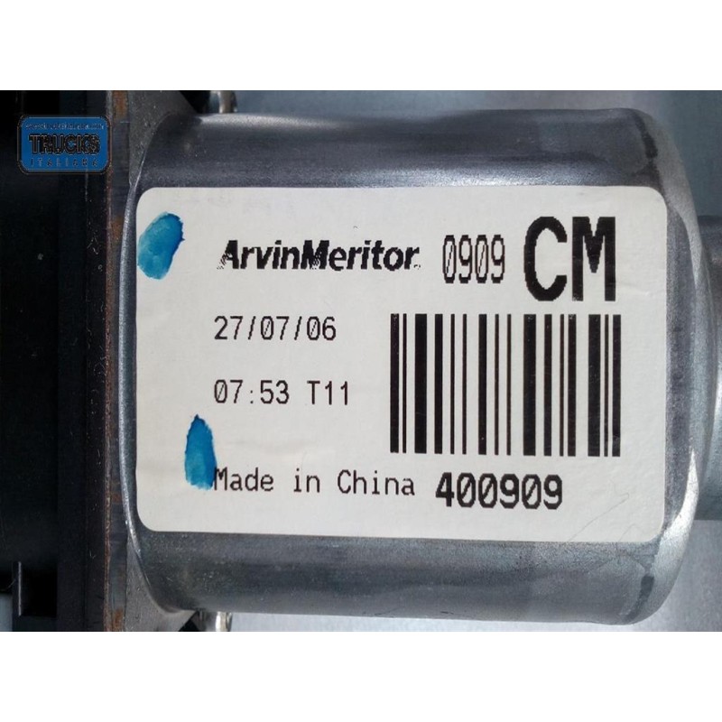 HYUNDAI ALZA VETRI POSTERIORI SINISTRO HYUNDAI Santa Fe 2006>2009 usato