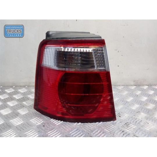 FARO POSTERIORE ESTERNO SINISTRO KIA Carens 2002> usato