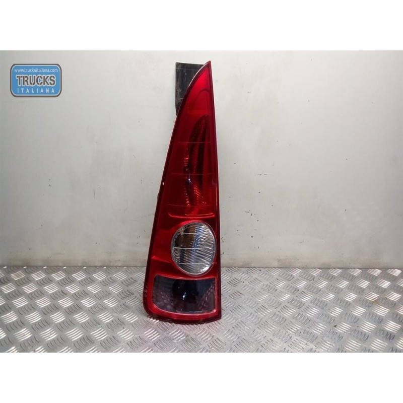 RENAULT FARO POSTERIORE ESTERNO SINISTRO RENAULT Espace 2002>2014 usato