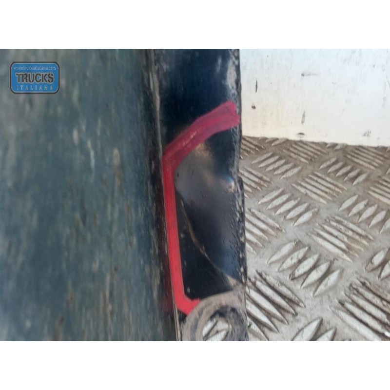 RENAULT PARAFANGO ANTERIORE DESTRO RENAULT Espace 2002>2014 usato