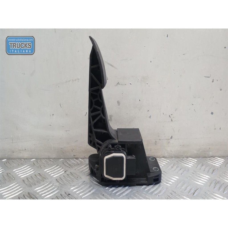 MERCEDES-BENZ truck ELETRONIC THROTTLE PEDAL  MERCEDES-BENZ truck Axor used