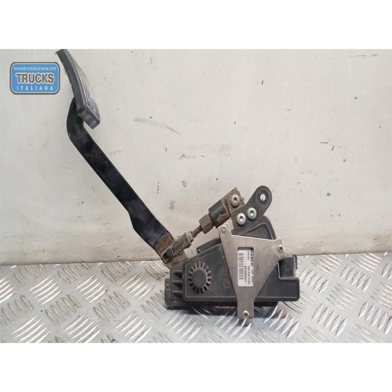 RENAULT truck ELETRONIC THROTTLE PEDAL  RENAULT truck Premium 1996>2005 used