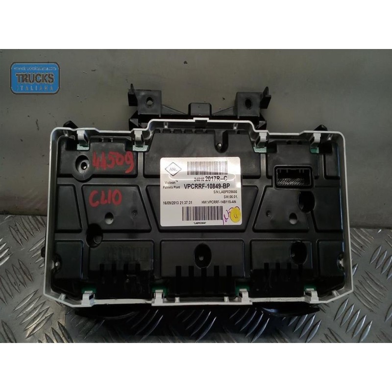 RENAULT INSTRUMENT PANEL RENAULT Clio 2012>2016 used