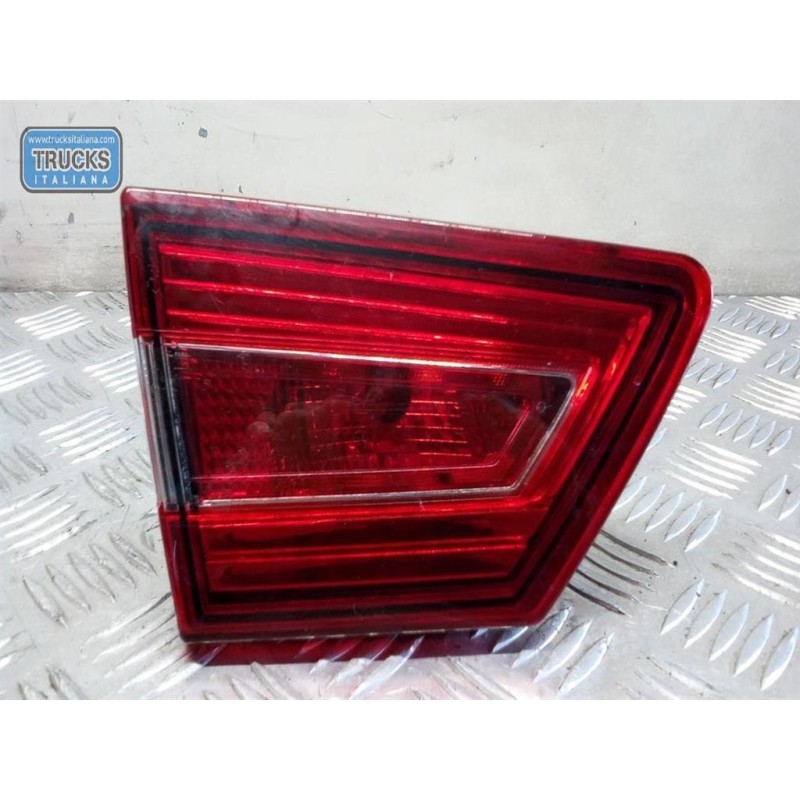 RENAULT LEFT REAR LIGHT ON BACK RENAULT Clio 2012>2016 used
