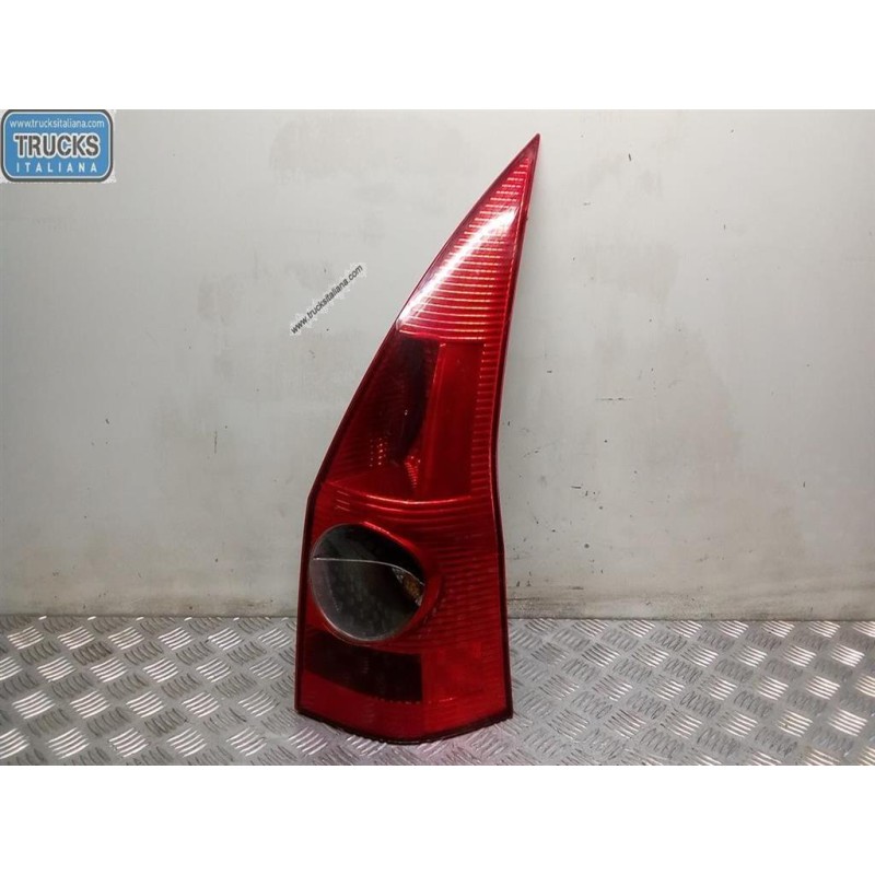 RENAULT RIGHT REAR LIGHT RENAULT Megane 2002>2006 used