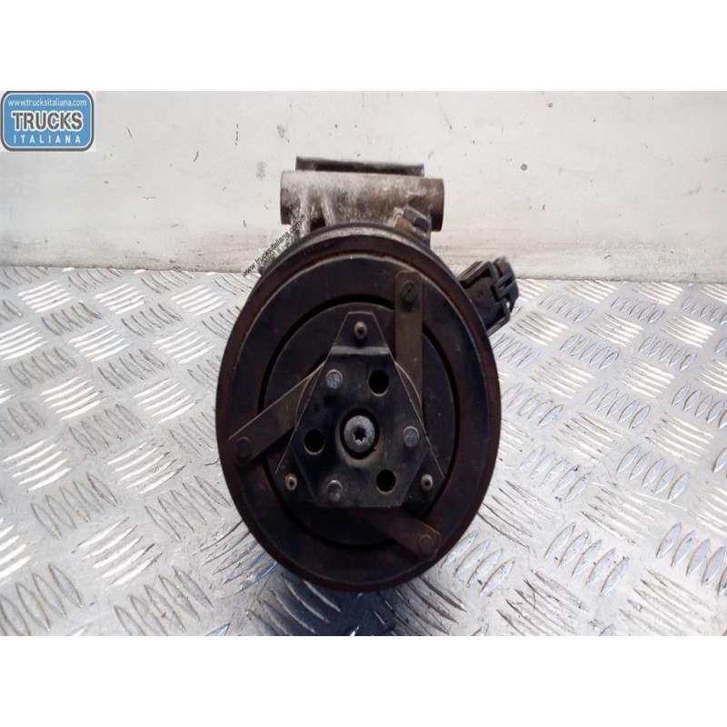 RENAULT AIR CONDITIONER COMPRESSOR RENAULT Megane 2002>2006 used