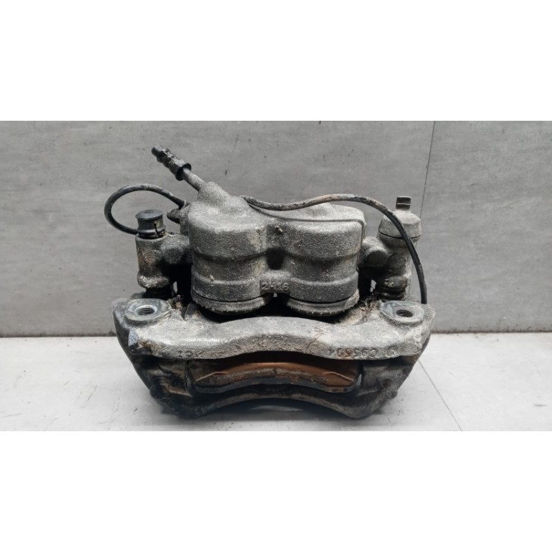MERCEDES-BENZ van RIGHT FRONT CALIPER BRAKE  MERCEDES-BENZ van Sprinter 2019> used