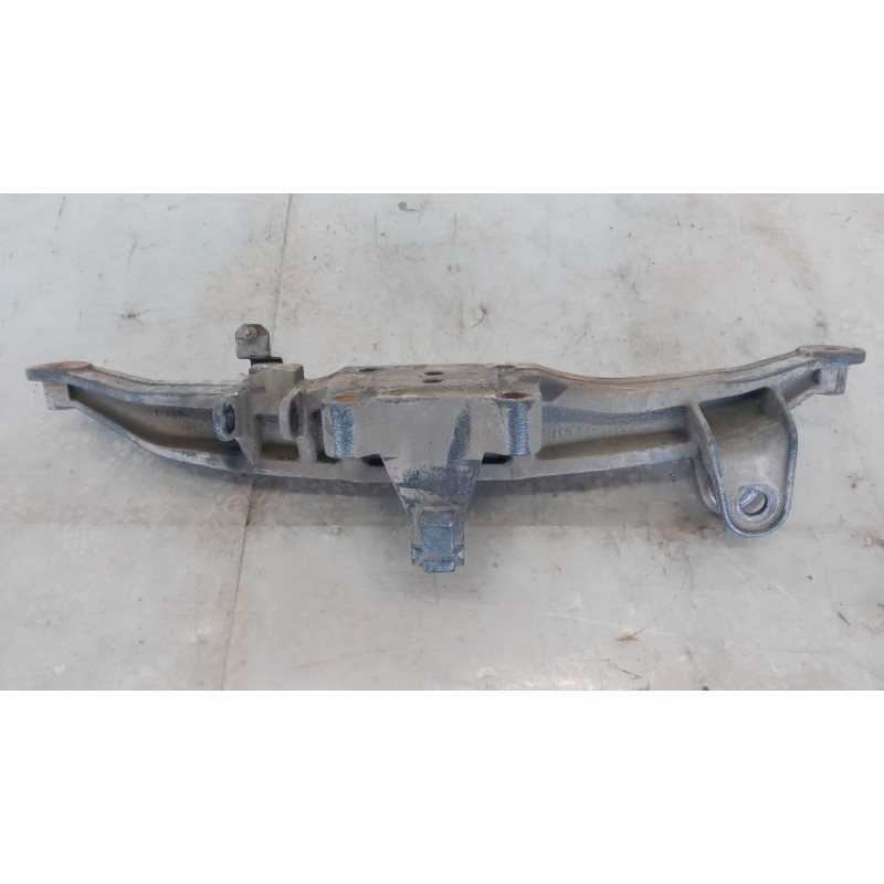 IVECO SUPPORTO SOSPENSIONI IVECO Stralis 2007>2013 usato