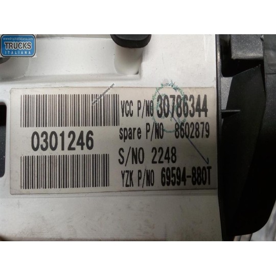 INSTRUMENT PANEL VOLVO V50 used