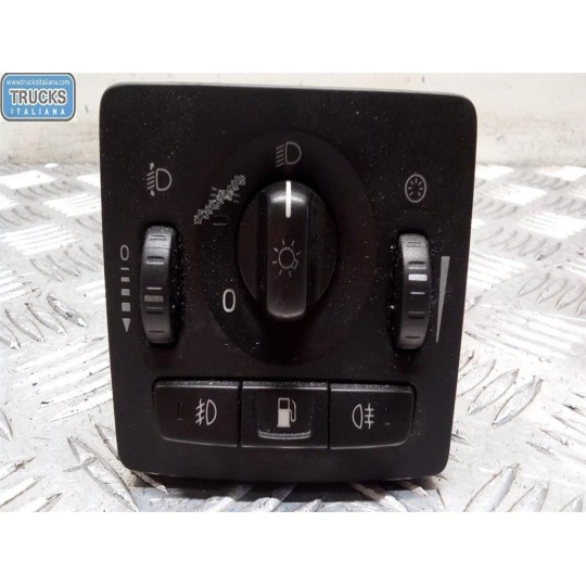 BLOCK LOGHTS  VOLVO V50 used