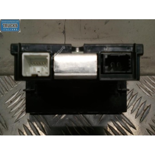 DISPLAY VARI VOLVO V50 usato