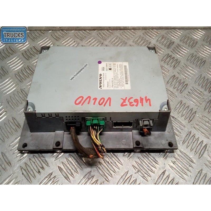 VOLVO VARIOUS CONTROL UNITS A  VOLVO V50 used