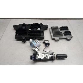 ENGINE UNIT OPEL Astra J...