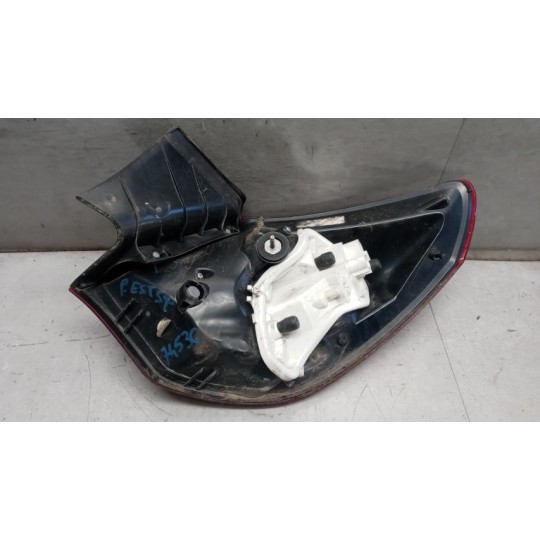 FARO POSTERIORE ESTERNO SINISTRO OPEL Astra J 2009>2012 usato