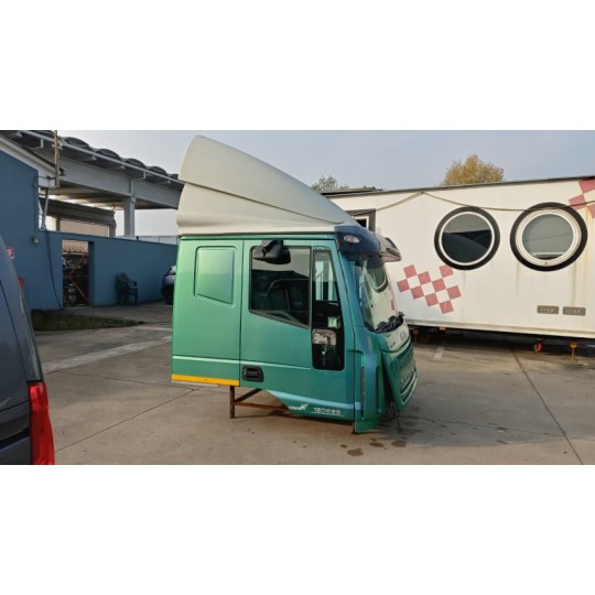 CABINA IVECO EUROCARGO 2005>2008 usato