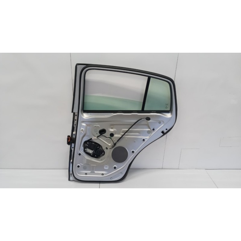 VOLKSWAGEN PORTA POSTERIORE DESTRA VOLKSWAGEN Golf Plus 2004>2008 usato