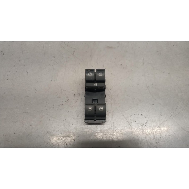 VOLKSWAGEN INTERRUTTORI E PULSANTI ALZAVETRI VOLKSWAGEN Golf Plus 2004>2008 usato