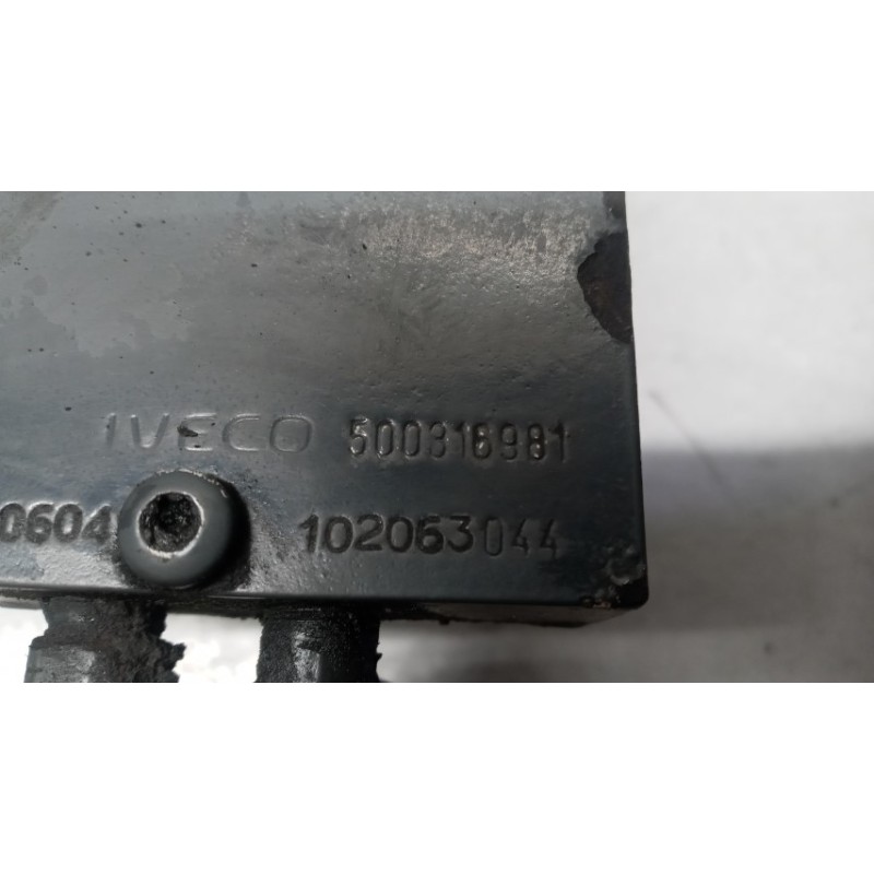 IVECO CAB LIFT PUMP  IVECO EUROCARGO 2005>2008 used