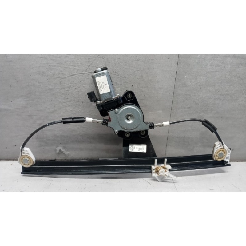 FIAT ALZA VETRI ANTERIORI SINISTRO FIAT Doblo' 2005>2009 usato