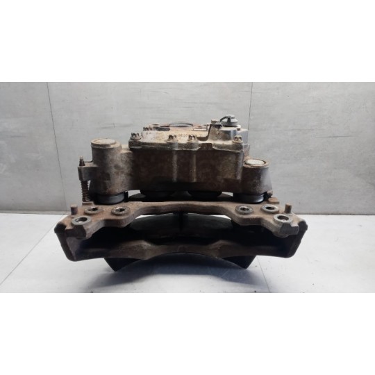PINZA POSTERIORE SINISTRA VOLVO truck FL6 usato