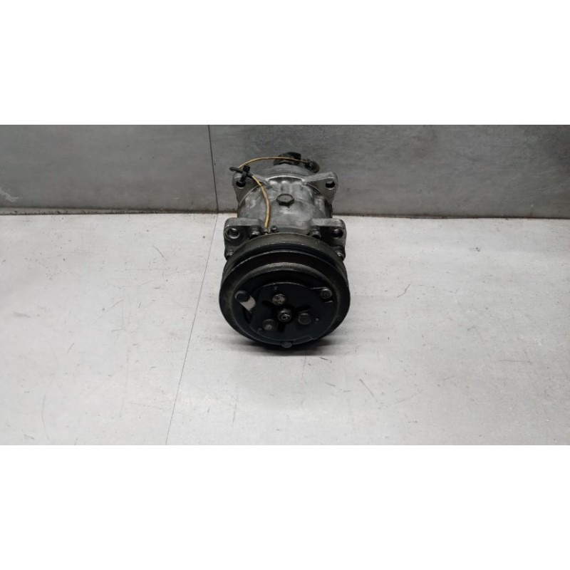 VOLVO truck COMPRESSORE ARIA CONDIZIONATA VOLVO truck FL6 usato